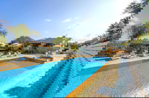 Foto 34 - Harmonia Beach Villa