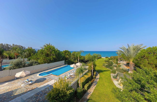 Harmonia Beach Villa - Photo 33