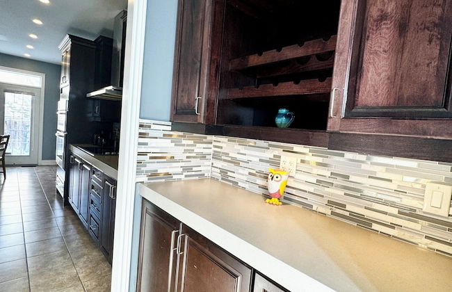 Spacious 4-Bedroom Retreat - Foto 23