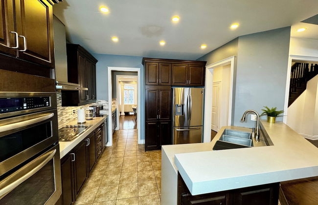 Spacious 4-Bedroom Retreat - Foto 20