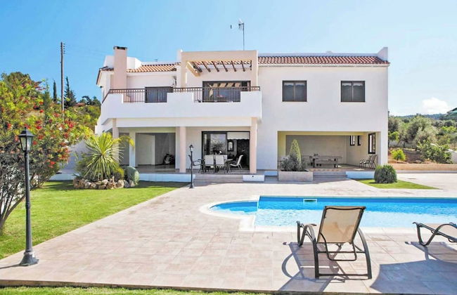 Villa Melody Latchi - Photo 19