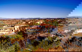 Photo 1 - Via del Sur by Avantstay Private Spanish Villa w Views Walk to Wineries