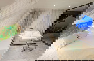 Foto 2 - Villa With Direct sea Access
