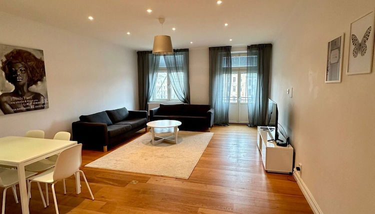 Foto 1 - Luxury Apartment in City