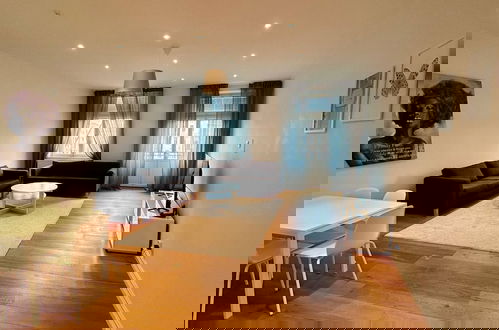Foto 1 - Luxury Apartment in City