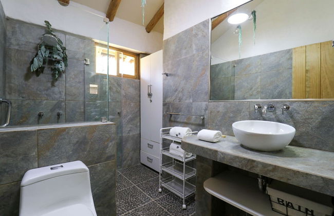 w Fabulous 3BR House in Villa Sagrado - Foto 27