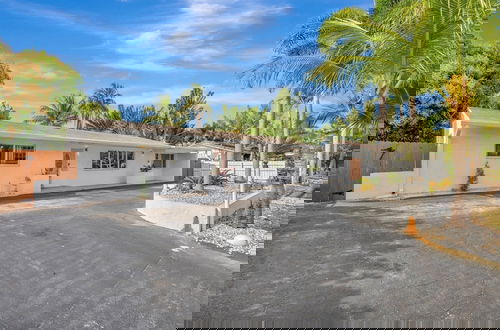Foto 44 - Poolside Paradise Dock & Pool!