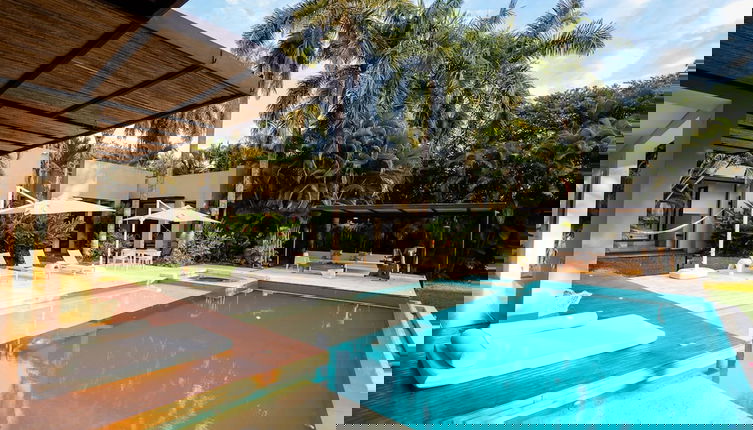 Photo 1 - w Splendid 5BR Villa at Mesa de Yeguas