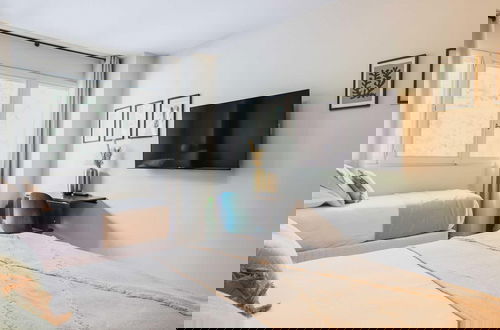 Foto 5 - Modern 