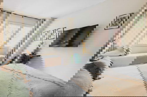 Foto 4 - Modern 