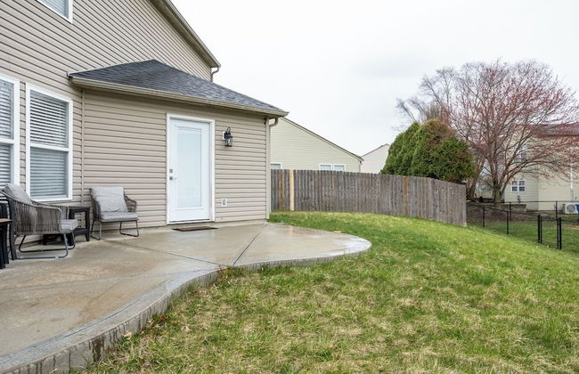 Spacious 4BR Home With Pool in Indianapolis - Foto 69