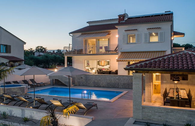 Aesthetic Villa With Private Pool - Foto 28