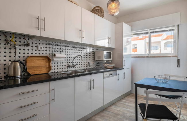 Sea View Central Town 2 Bedroom Apartment - Foto 6