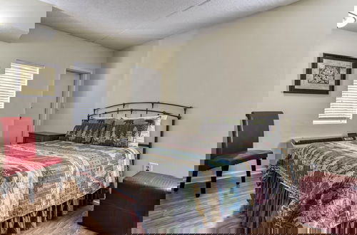 Foto 8 - Gatlinburg Towers Condo Unit 501 - Great Location! Close To Town! 3 Bedroom Condo by RedAwning