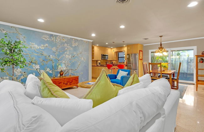 Chic 3BR Sanctuary Steps From The Drive Paradise - Foto 10