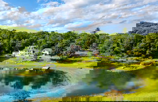 Photo 1 - Sunny Pond by Avantstay Secluded Estate w a Private Pond Gym Movie Theater