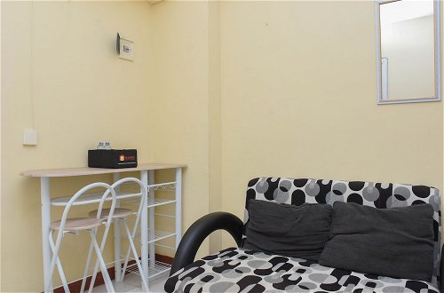 Photo 12 - Comfort And Homey 2Br At Green Pramuka City Apartment