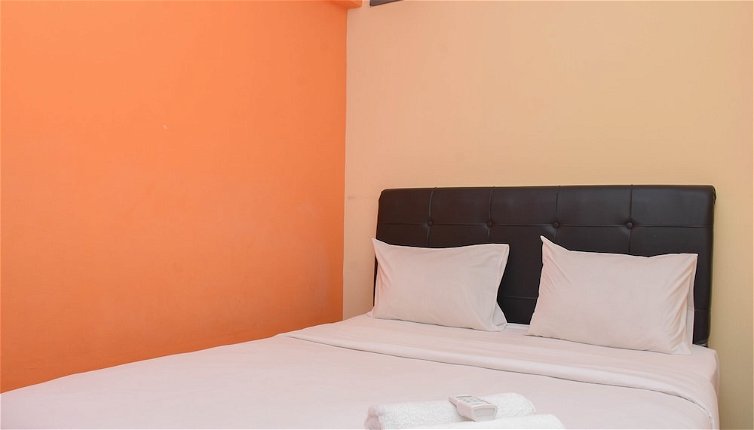 Foto 1 - Comfort And Homey 2Br At Green Pramuka City Apartment