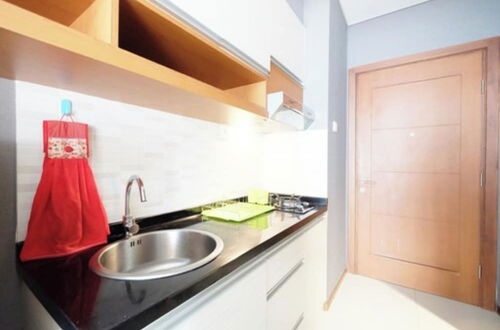 Photo 10 - Tidy Studio Apartment @ Thamrin Executive Residence near Mall Grand Indonesia