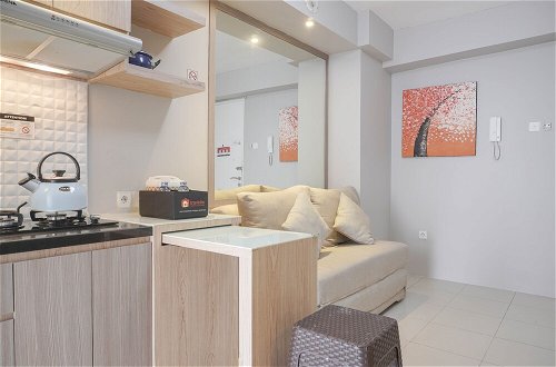 Photo 15 - Nice And Strategic 2Br Apartment At Bassura City