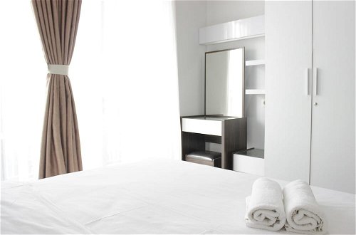 Foto 5 - Pleasant 1BR Apartment with Sofa Bed at Dago Suites