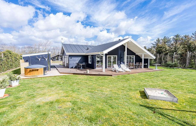 6 Person Holiday Home in Tarm - Foto 28