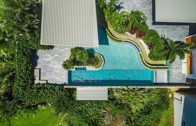 Your Luxury Escape - Horizon - Photo 13