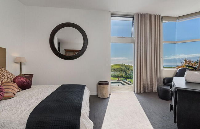 Your Luxury Escape - Horizon - Photo 4