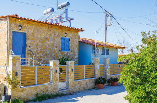 Photo 24 - Maritinas Stone Apartment On The Beach