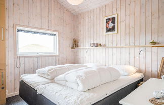 Photo 3 - 8 Person Holiday Home in Hvide Sande