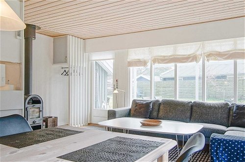 Foto 11 - Cozy Holiday Home in Nexø near Beach of Balka