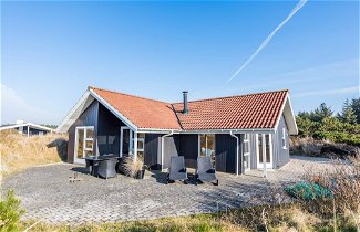 Foto 1 - 5 Person Holiday Home in Henne