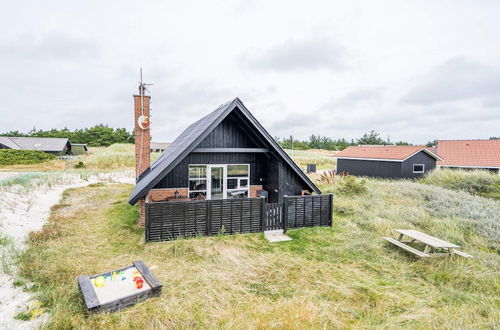 Foto 1 - 4 Person Holiday Home in Hvide Sande