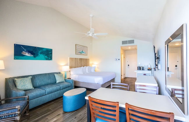 Castle Villas at Bluebeard's - Photo 7