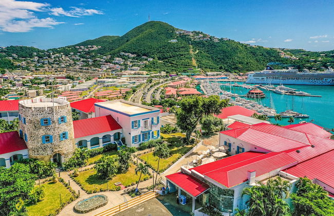 Castle Villas at Bluebeard's - Photo 1