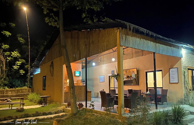 Nana Jungle Resort Near Chitwan National Park - Foto 2