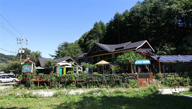 Foto 1 - Wonju Chiak Mountain Club Pension