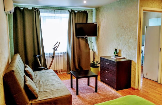 1 room apartment on Spartaka 18 - Photo 1