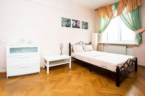 Photo 5 - Apartlux on Karetnyy Ryad