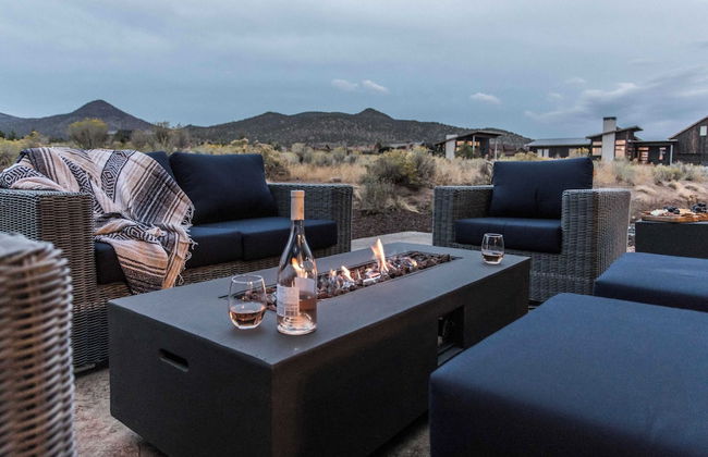 Clint by Avantstay Located Within The Brasada Ranch Community Golf Course, Pool & Hot Tub - Foto 1