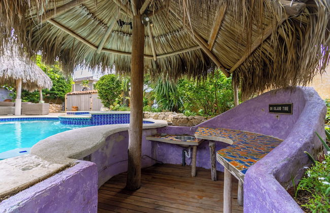 Mexican Style Villa With Private Pool, Free Utilities - Photo 49