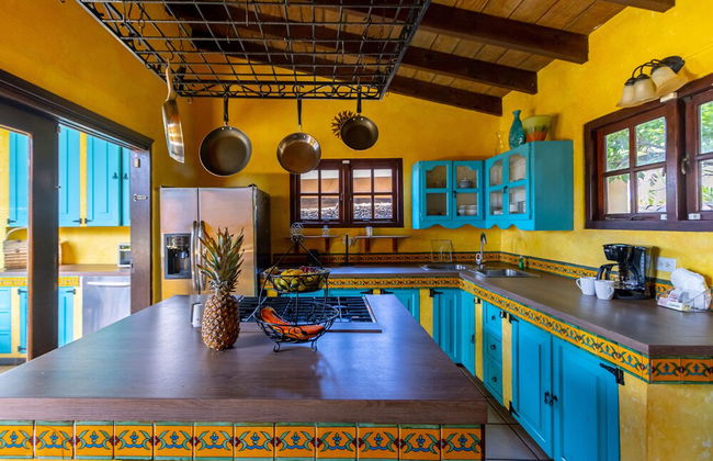 Mexican Style Villa With Private Pool, Free Utilities - Foto 13