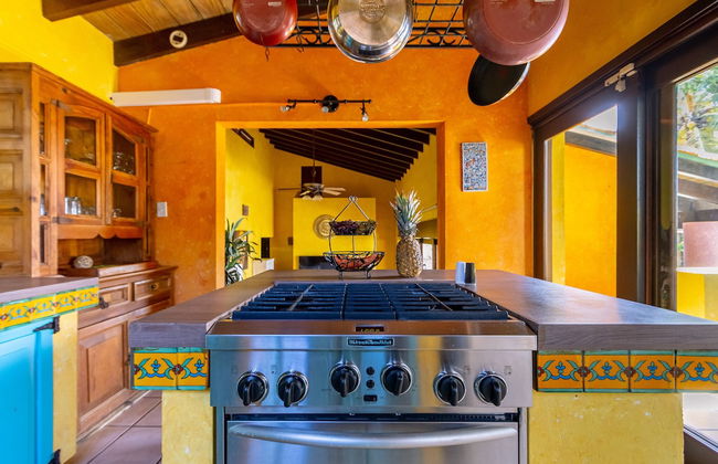 Mexican Style Villa With Private Pool, Free Utilities - Foto 12