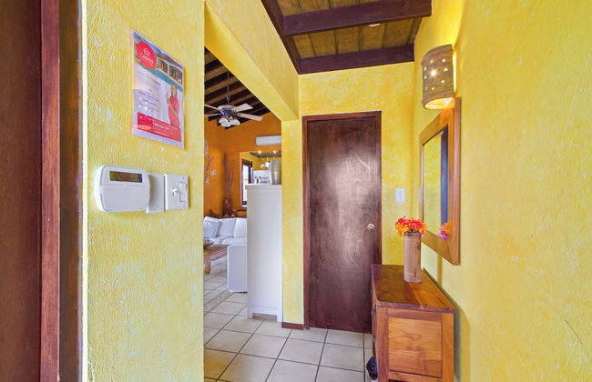 Mexican Style Villa With Private Pool, Free Utilities - Photo 18