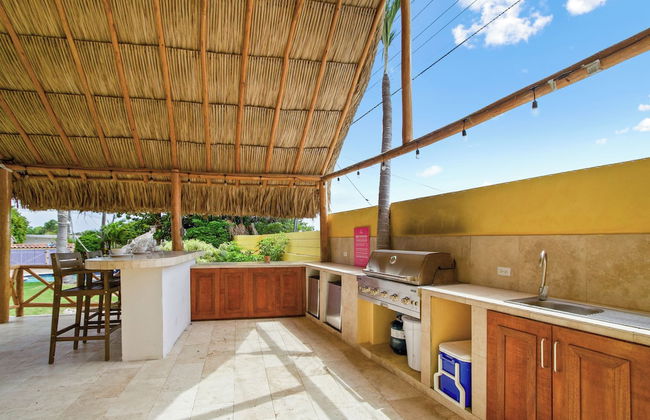 Mexican Style Villa With Private Pool, Free Utilities - Photo 54