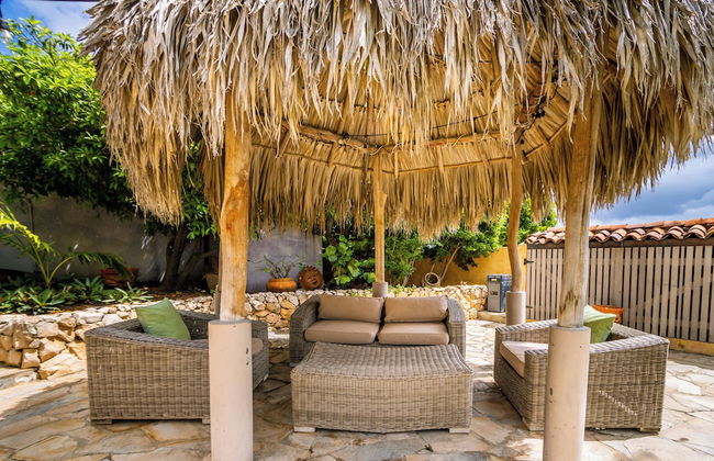 Mexican Style Villa With Private Pool, Free Utilities - Photo 52