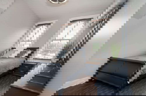 Photo 2 - Heart of Mainstrasse Apt 3