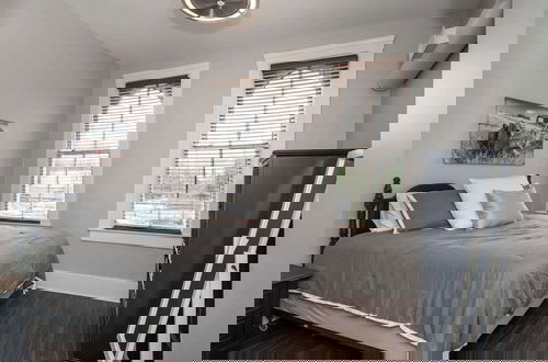Photo 5 - Heart of Mainstrasse Apt 3