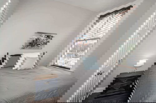 Photo 3 - Heart of Mainstrasse Apt 3