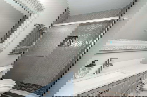 Photo 1 - Heart of Mainstrasse Apt 3